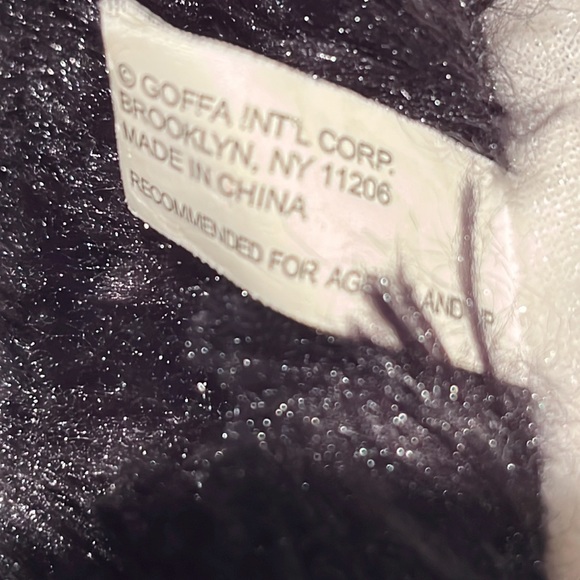 30” Whale stuffed animal toy - Picture 7 of 8